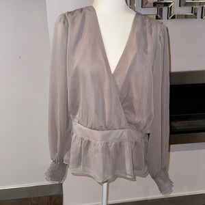 Express taupe V-neck, peplum Blouse size XL NWT